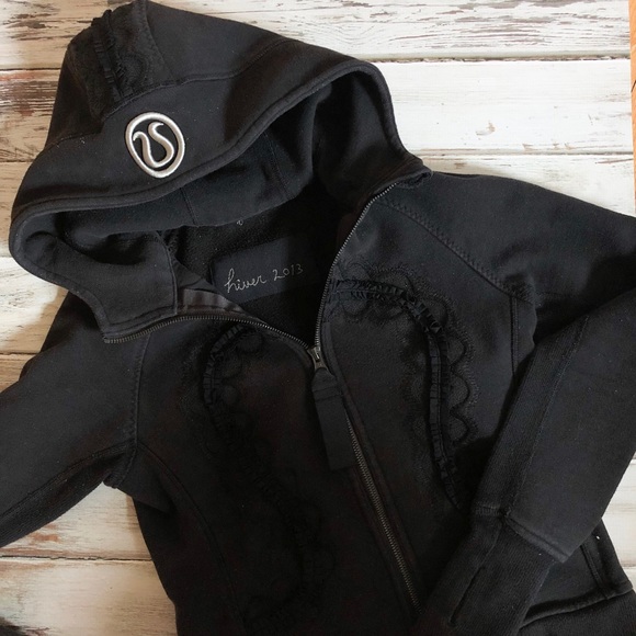lululemon athletica Tops - Lululemon Scuba Hoodie